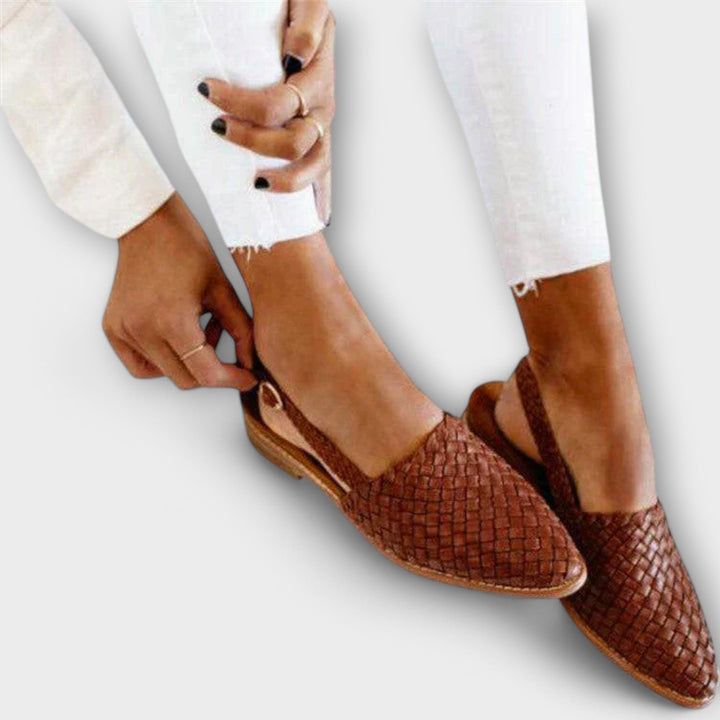 Maris - Moccasins