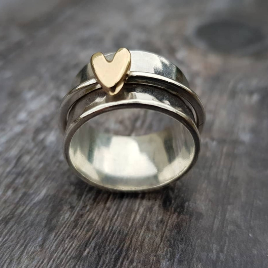 Vintage Heart Ring in Gold with Silver