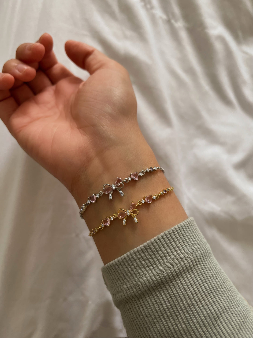Bow Bracelet with Zirconia