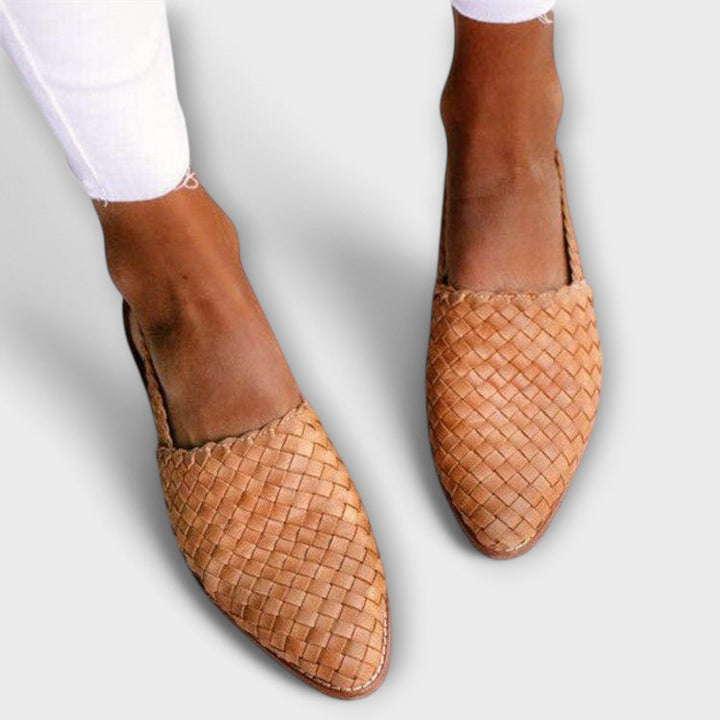 Maris - Moccasins