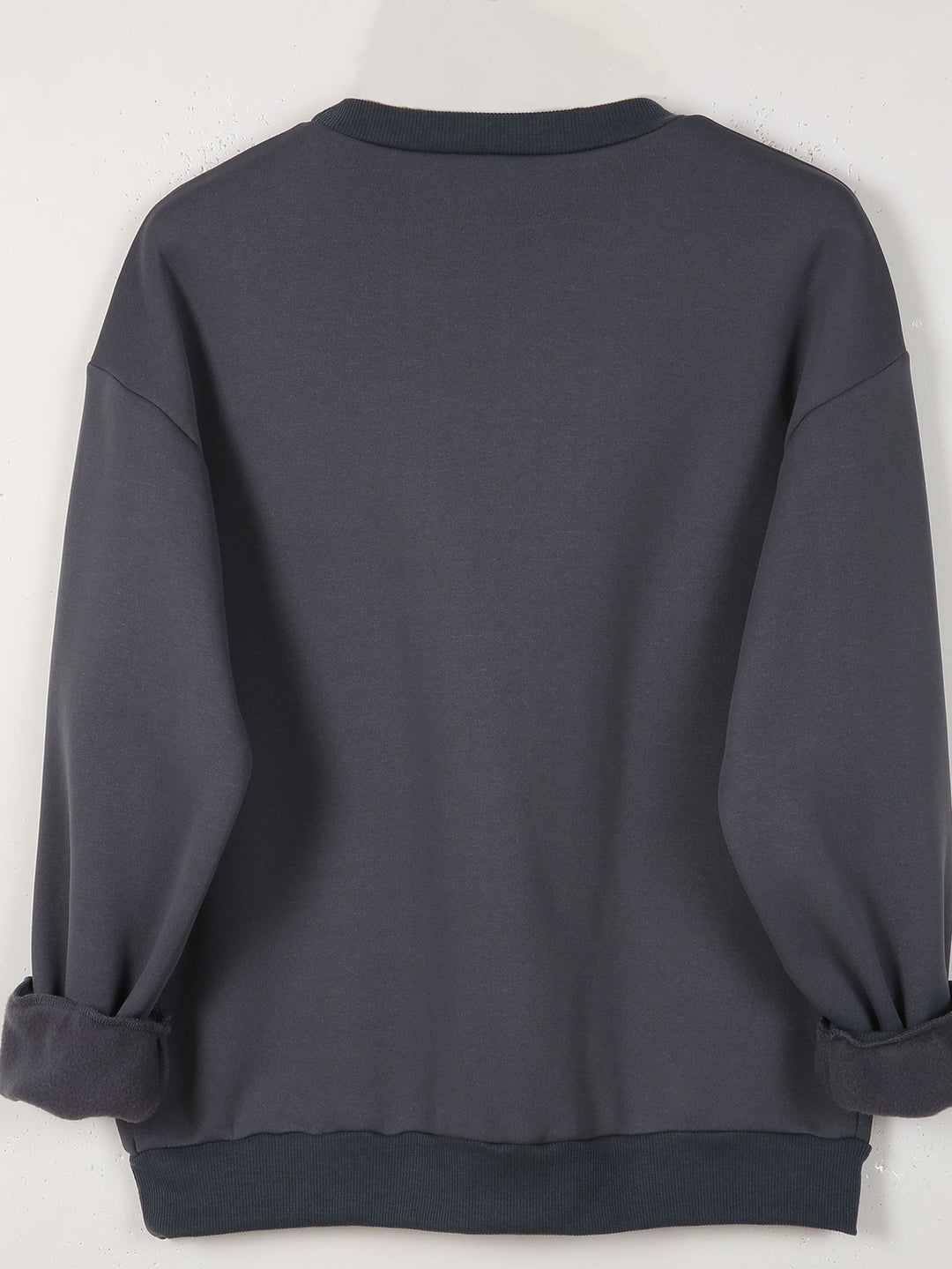 Linda - Elegant Heart Sweater