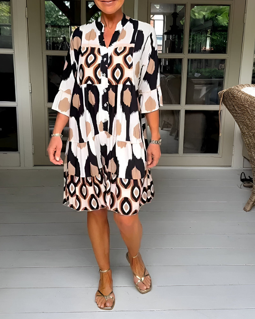 Zahara - Elegant Midi Dress