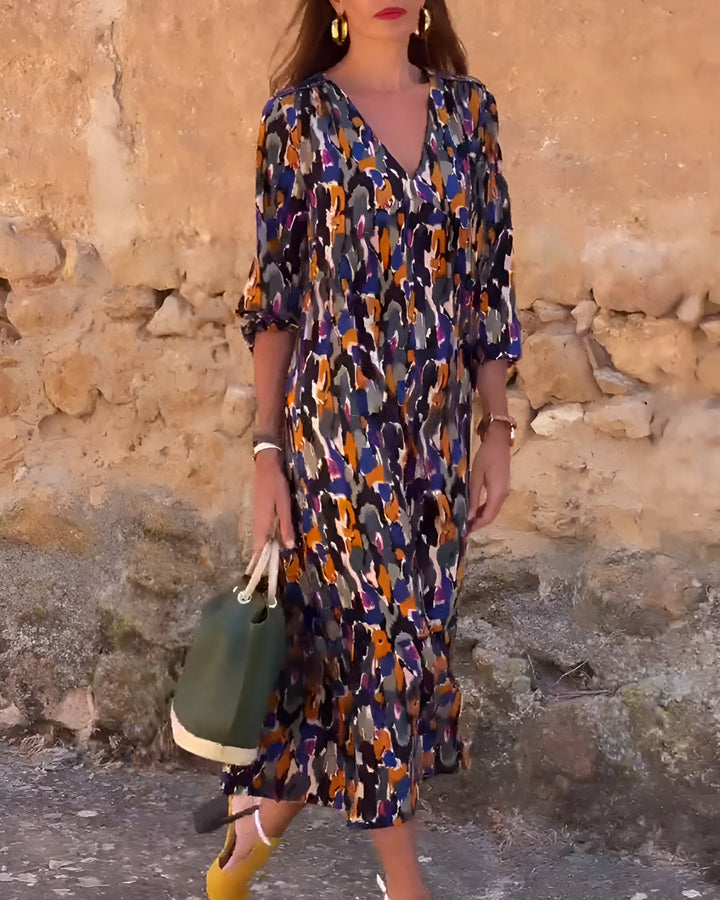 Angeli | Retro Print V-Neck Dress