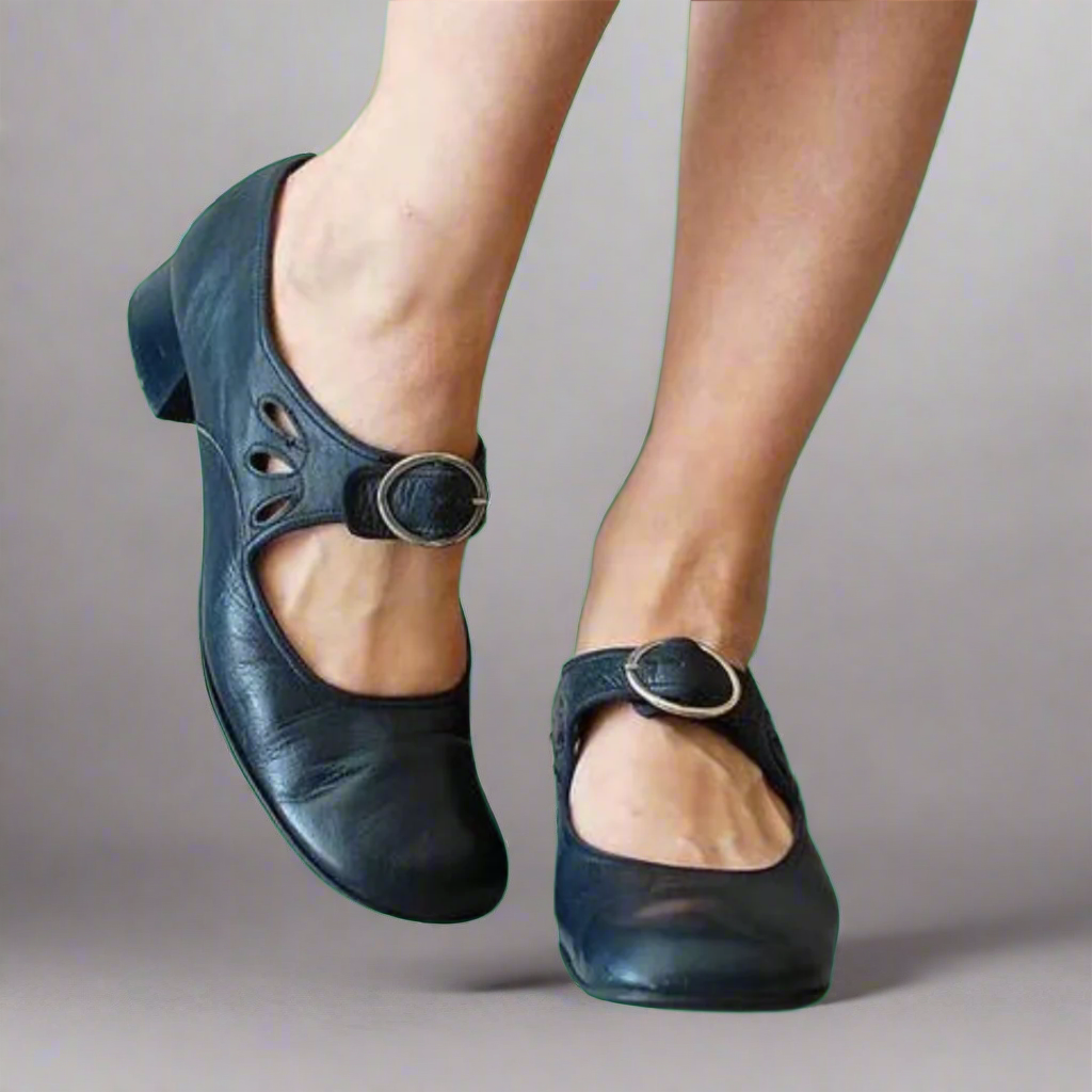 Lauren LuxeStride Orthopedic Sandals