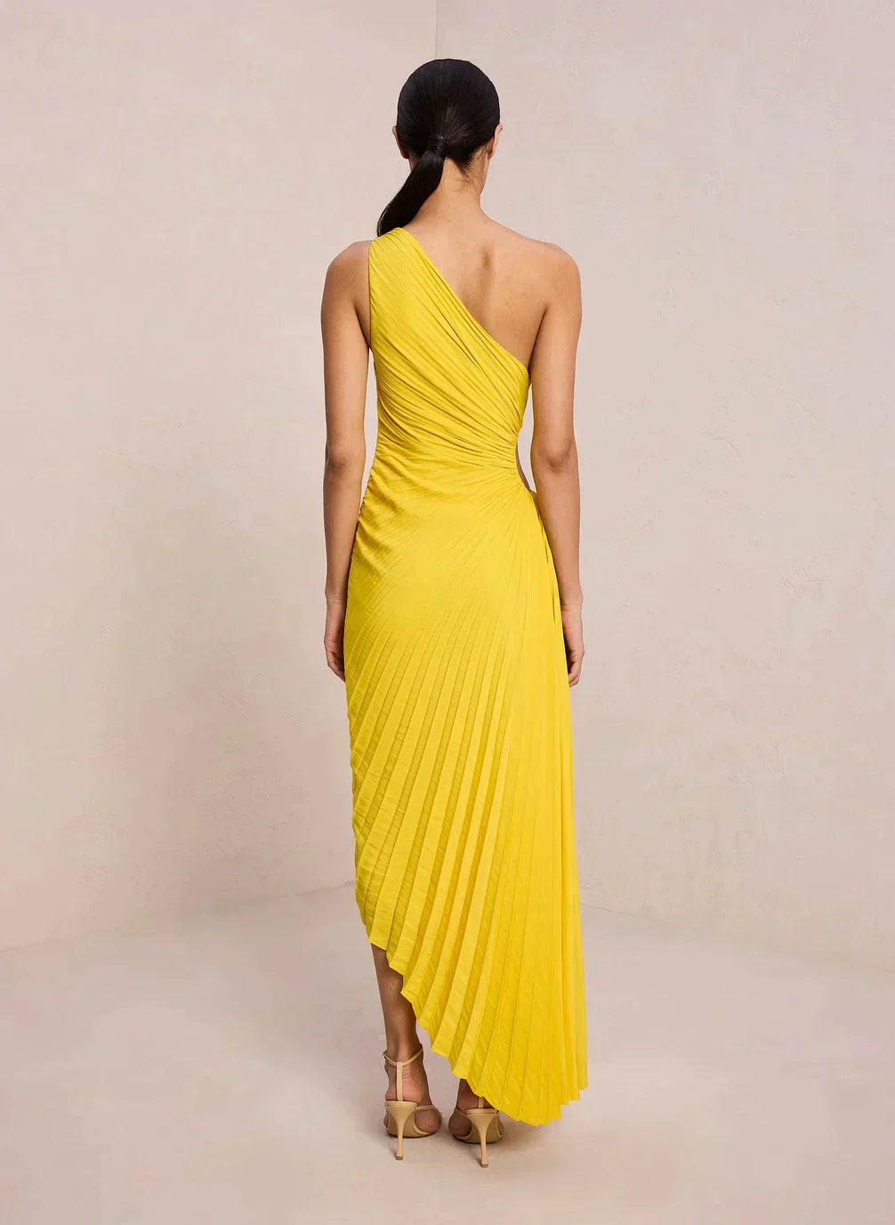 Ivana - Pleated Muse