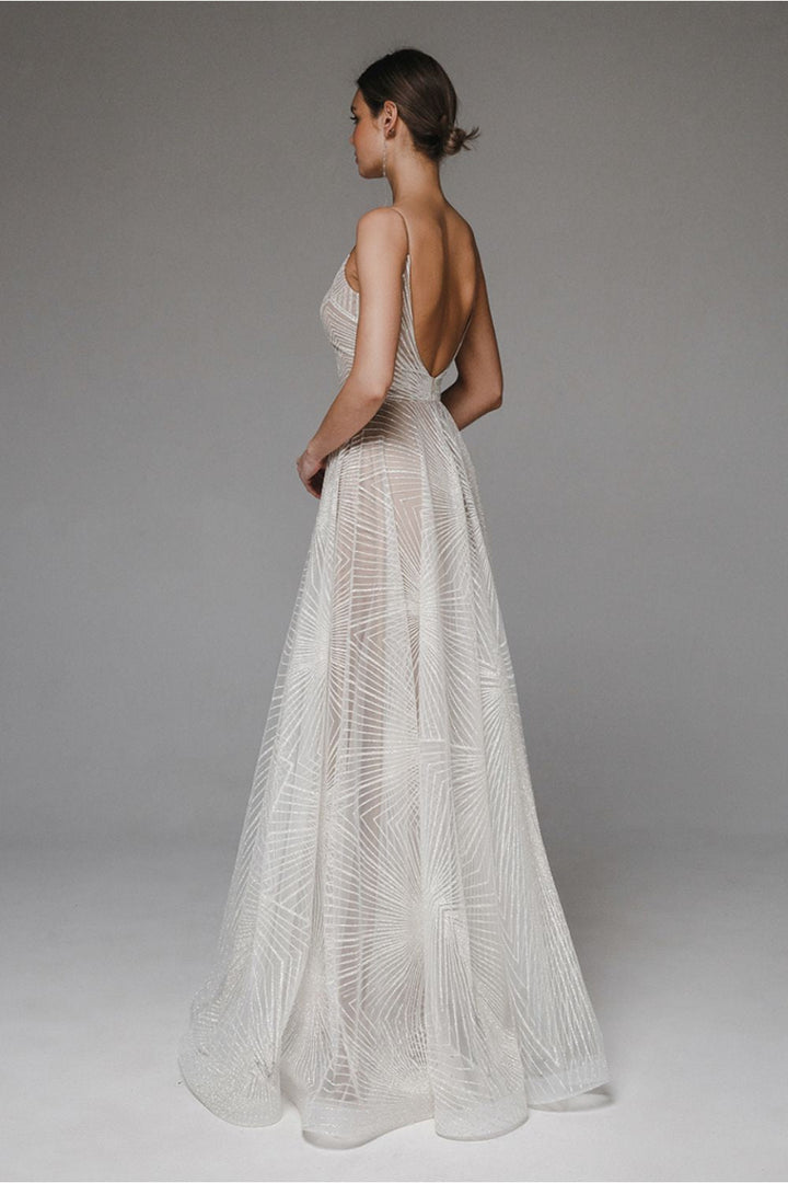 Janna - Classic Elegance