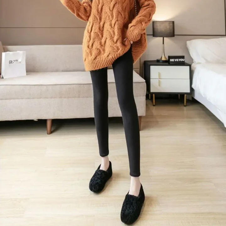 SoftCloud™ Fleece-Lined Leggings
