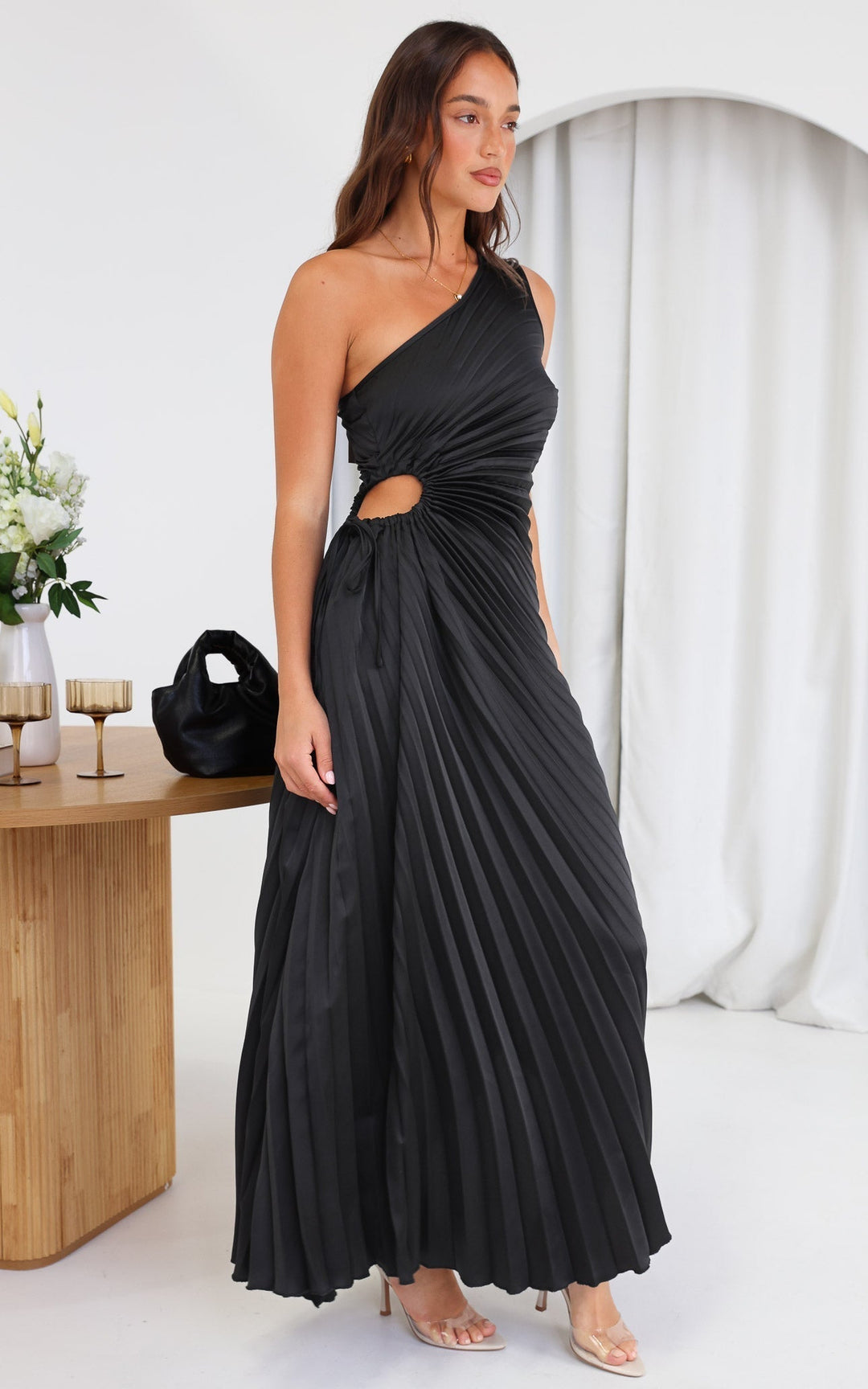 Rachel - Elegant Black Maxi