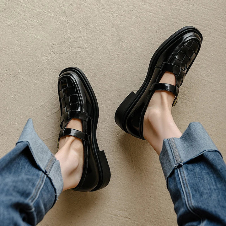 Lumie Retro Flats