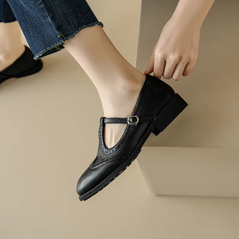 Sandra Elegant T-Strap