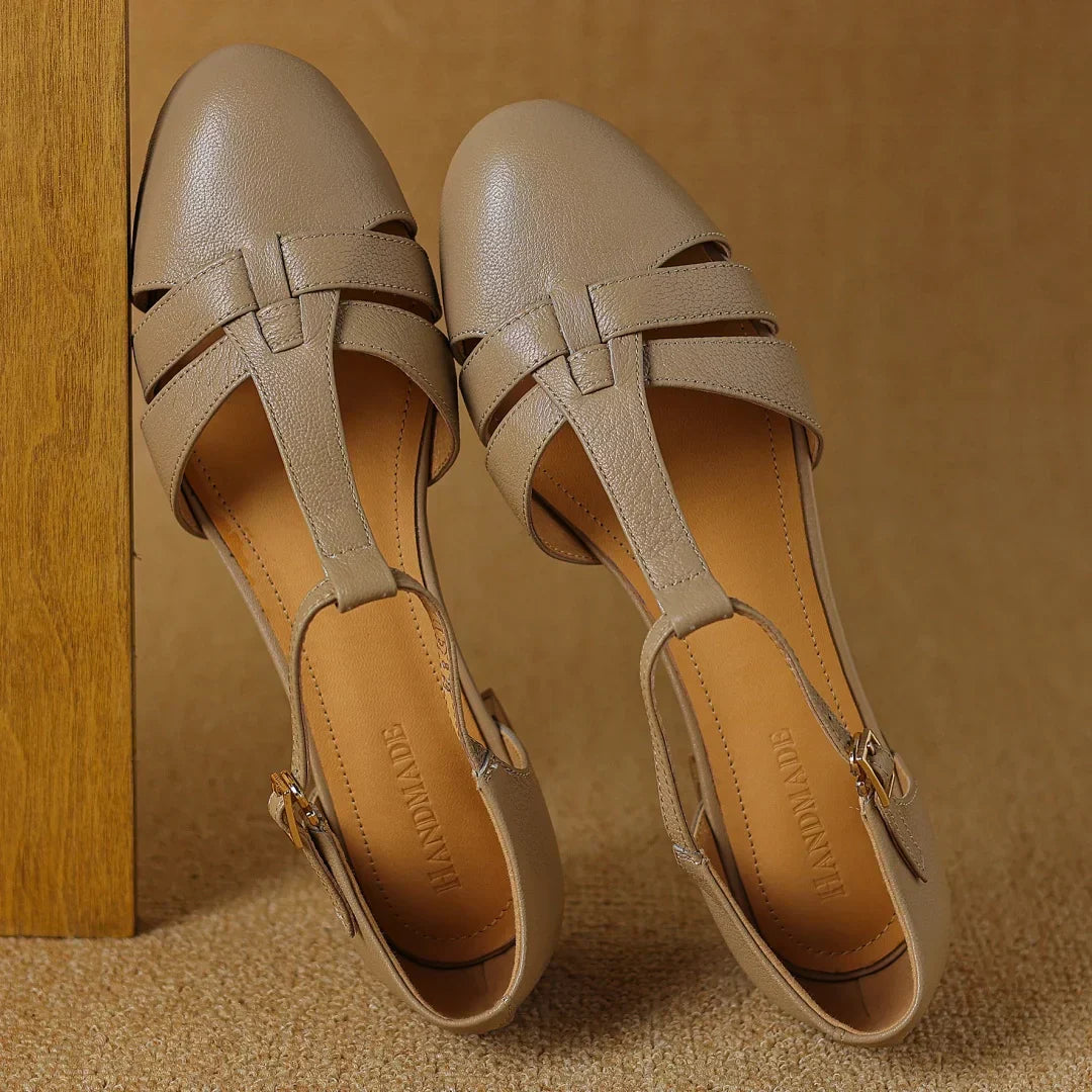 Orianne T-Bar Flats