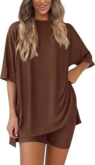 Chloe Chill Set – Oversized Shirt & Biker Shorts Duo
