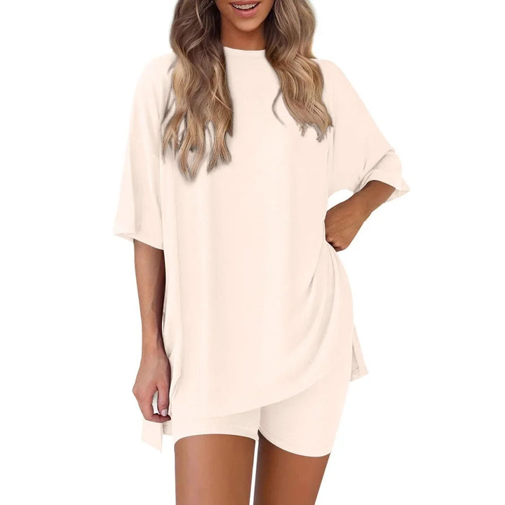 Chloe Chill Set – Oversized Shirt & Biker Shorts Duo