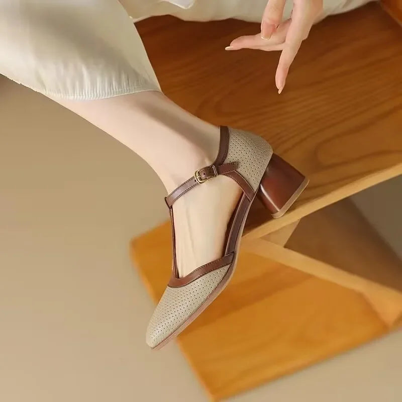 Isa Mid Heel Shoes