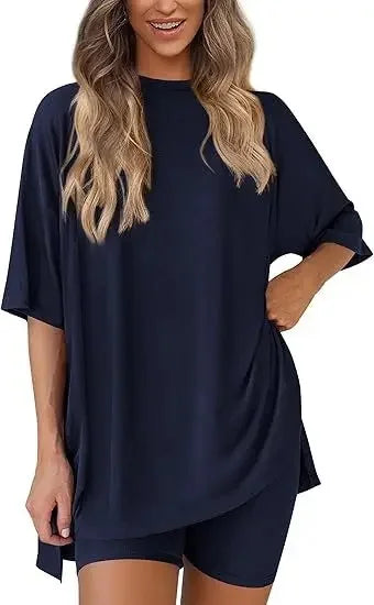 Chloe Chill Set – Oversized Shirt & Biker Shorts Duo