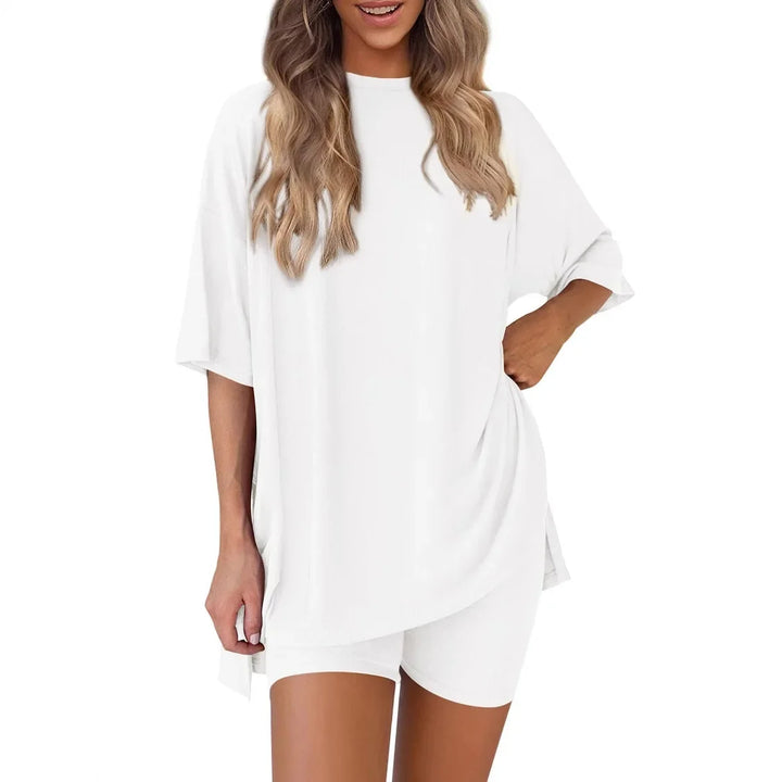 Chloe Chill Set – Oversized Shirt & Biker Shorts Duo