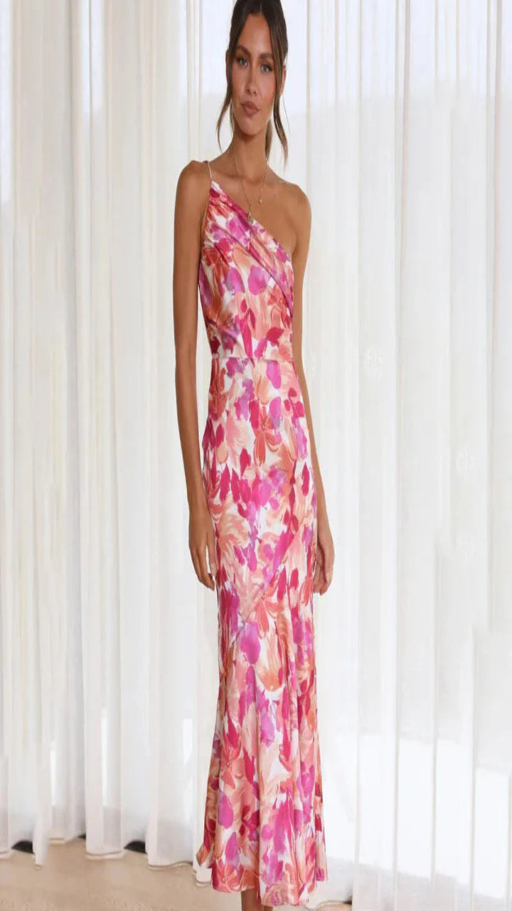 Liza - One-Shoulder Elegance
