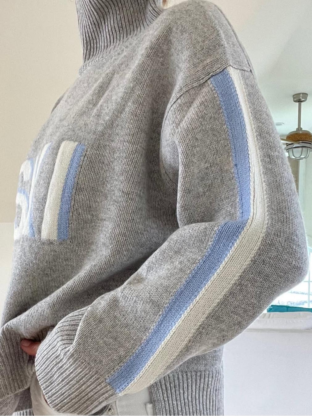 Retro Chic | Luxe Intarsia Turtleneck Sweater