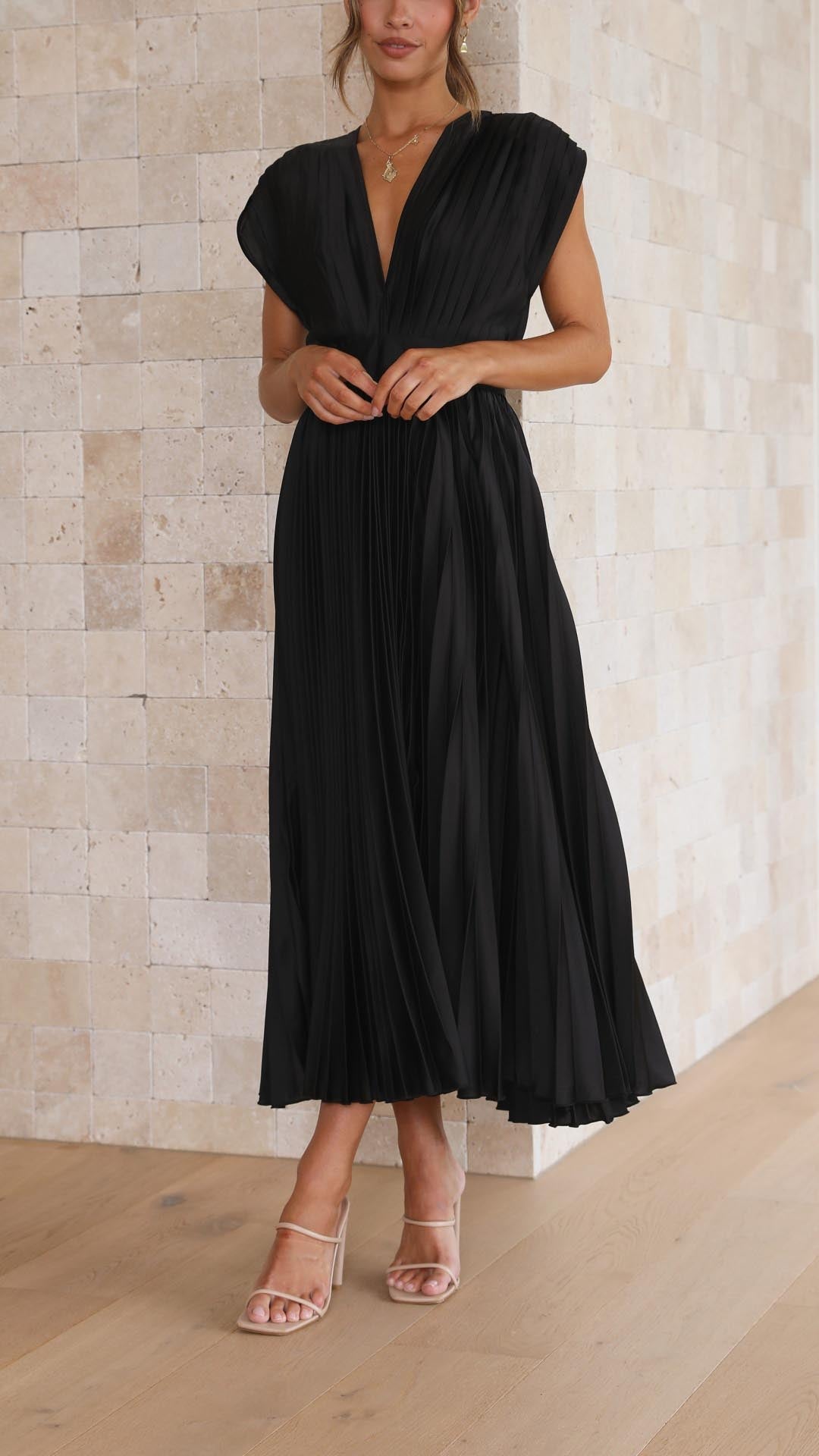 Lexi - Luxe Pleated Dress
