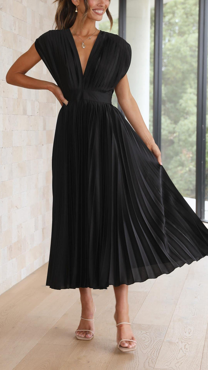 Lexi - Luxe Pleated Dress