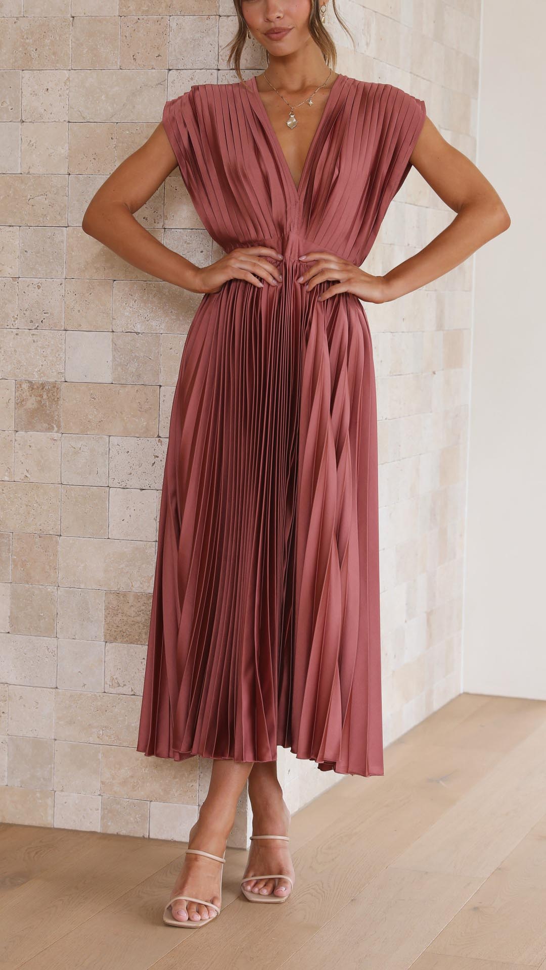 Lexi - Luxe Pleated Dress