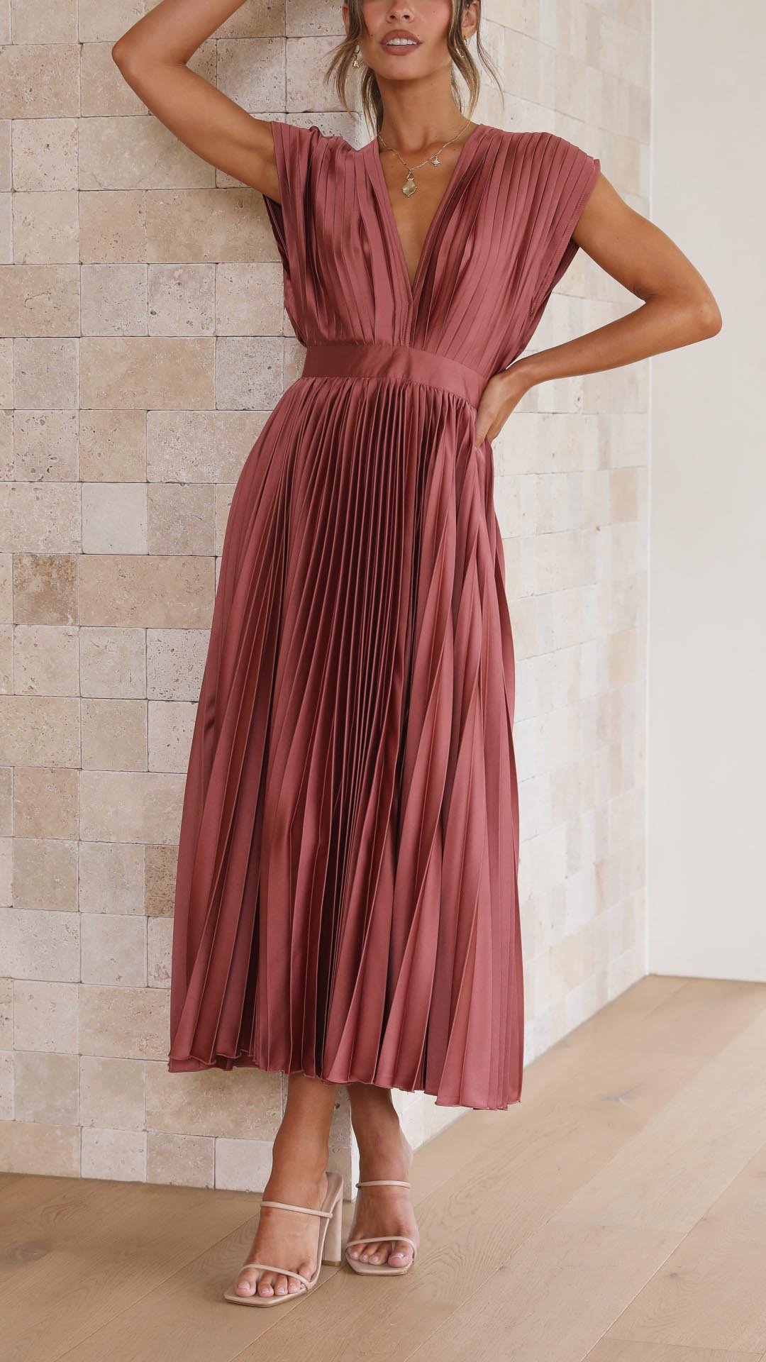 Lexi - Luxe Pleated Dress