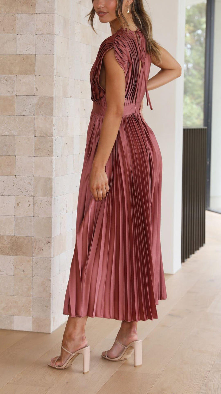 Lexi - Luxe Pleated Dress
