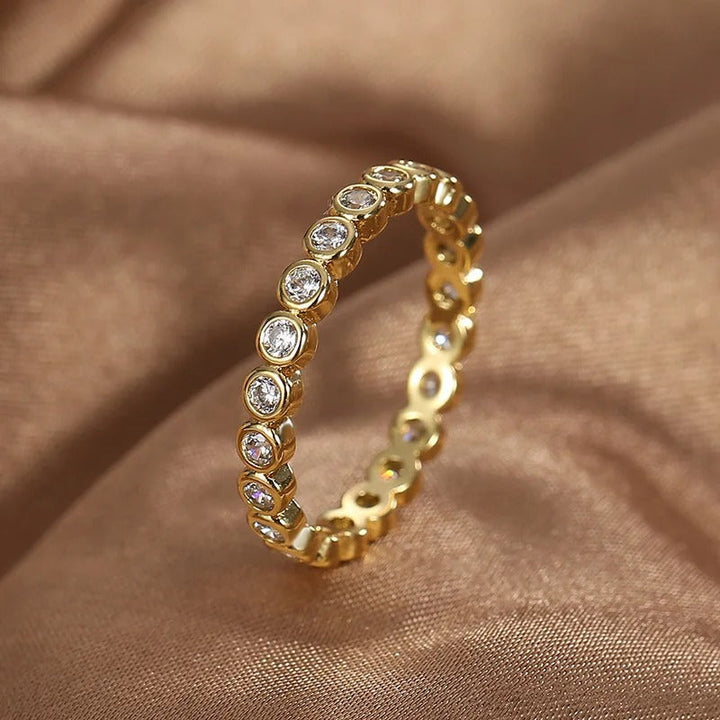Bubble Ring with Diamond