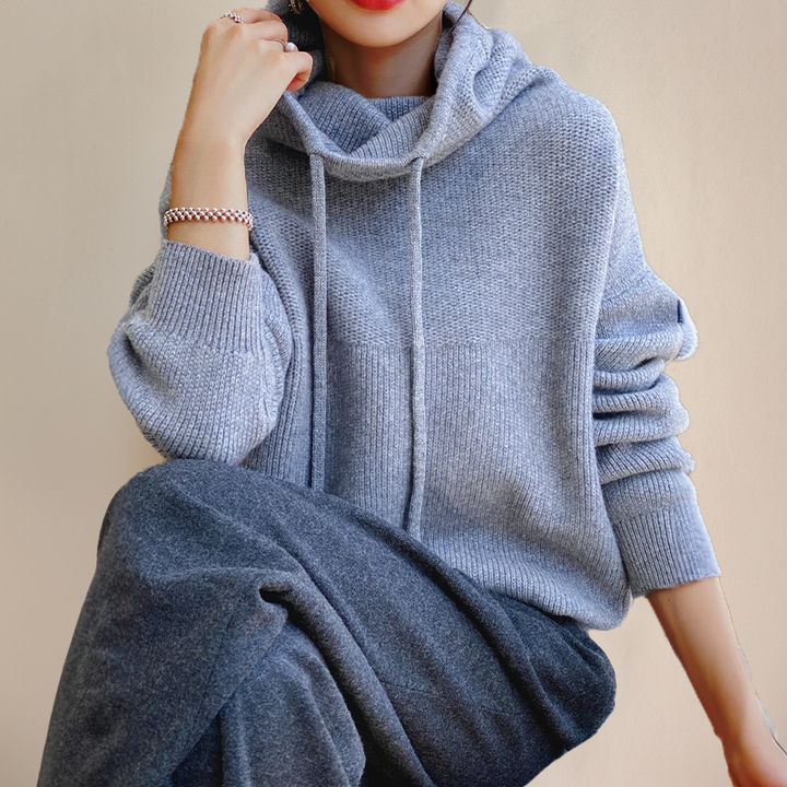 Sheena - Cozy Hooded Pullover Style