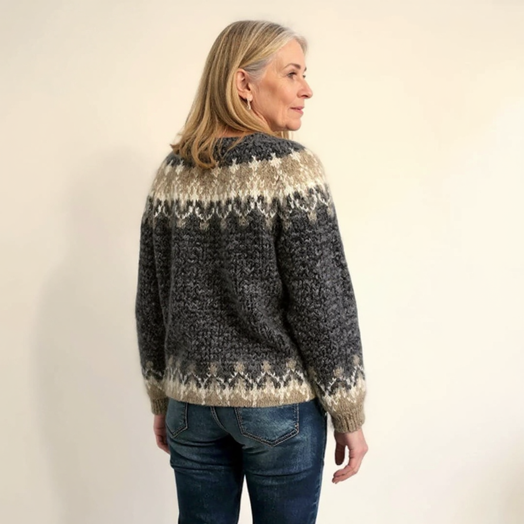 Vivienne | Vintage Icelandic Sweaters
