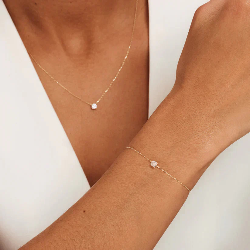 Cléa Inlaid Moissanite Stone