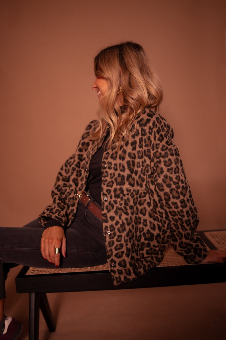 Nova | Trendy Jacket with Leopard Print
