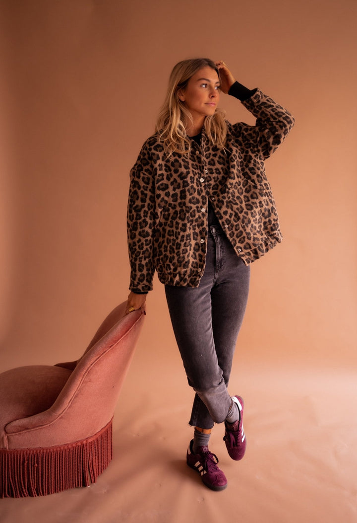 Nova | Trendy Jacket with Leopard Print
