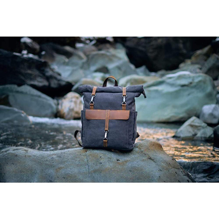 Retro Canvas Rucksack | Arlo