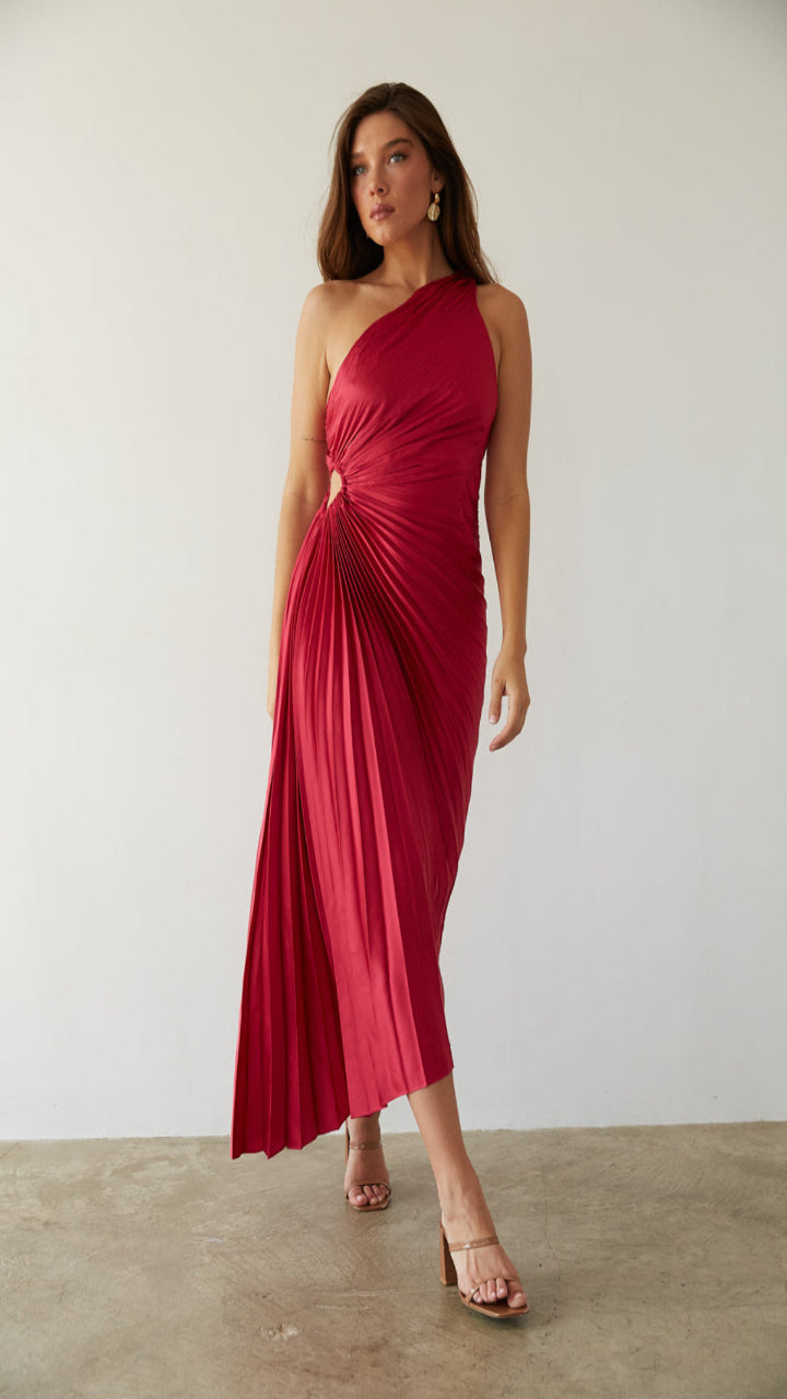 Ivana - Pleated Muse